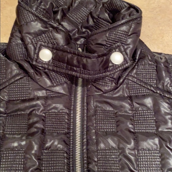 Women’s UBU coat size small - Picture 3 of 7